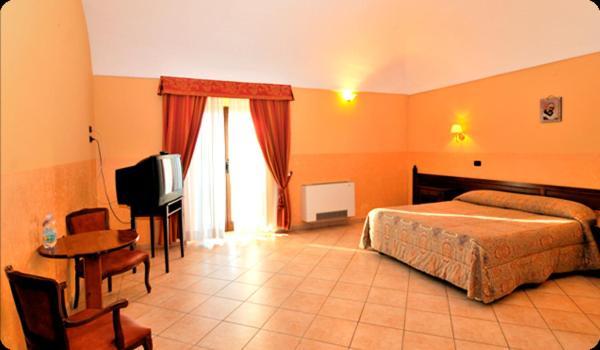 Tenuta Santa Lucia Hotel San Giovanni Rotondo Exterior photo